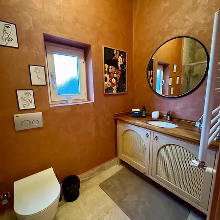 شقة Historic Design 3-storey Arnavutkoey With Patio *