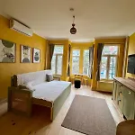 Διαμέρισμα Historic Design 3-storey Arnavutkoey With Patio Κωνσταντινούπολη
