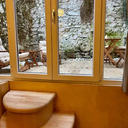 Historic Design 3-storey Arnavutkoey With Patio *