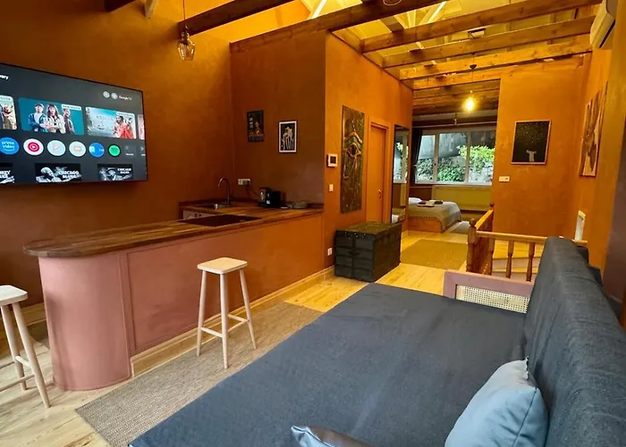 Historic Design 3-storey Arnavutkoey With Patio Apartment *