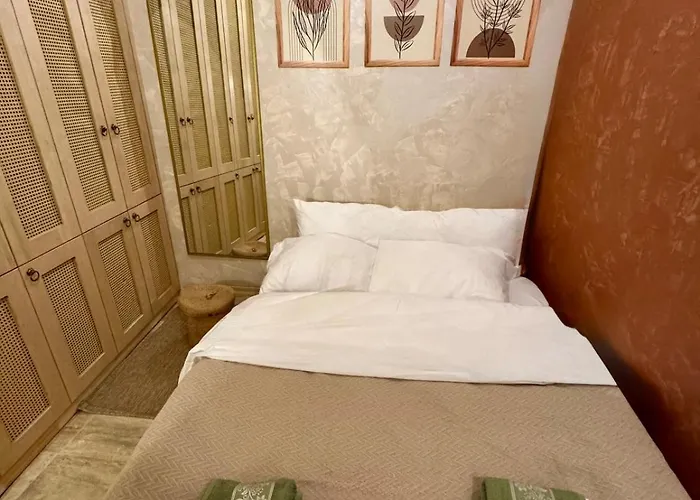 Historic Design 3-storey Arnavutkoey With Patio Apartment