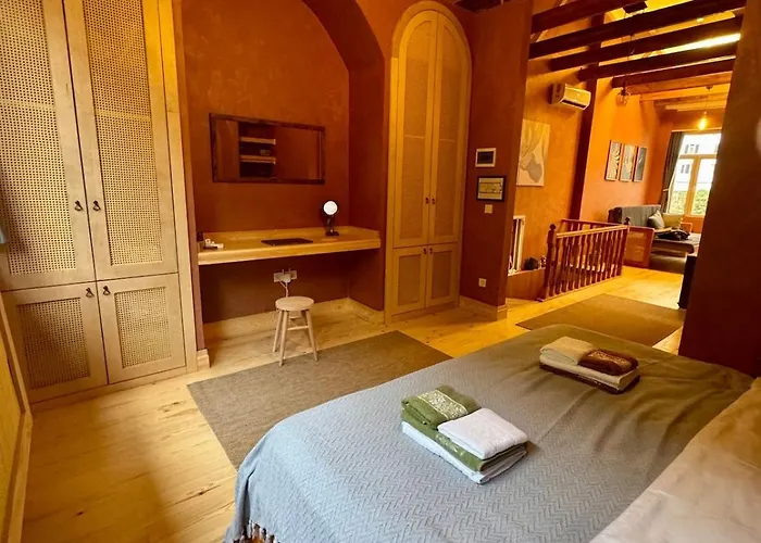 Historic Design 3-storey Arnavutkoey With Patio * İstanbul