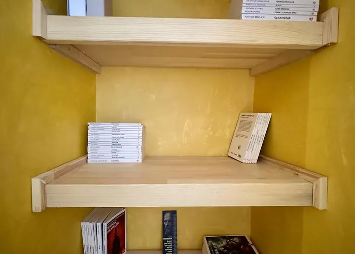 Historic Design 3-storey Arnavutkoey With Patio * İstanbul