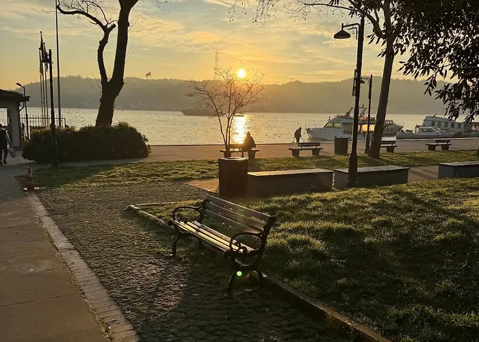 Historic Design 3-storey Arnavutkoey With Patio *