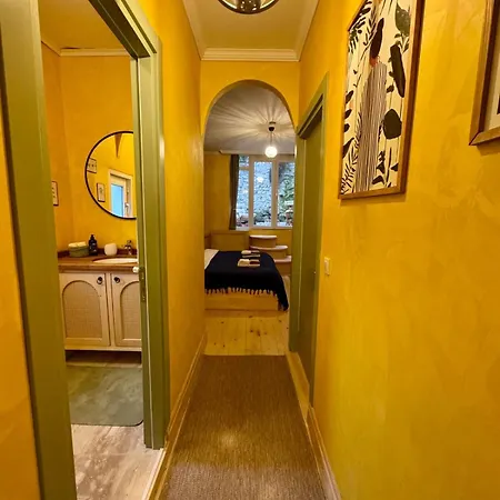 Historic Design 3-storey Arnavutkoey With Patio Appartement Istambul